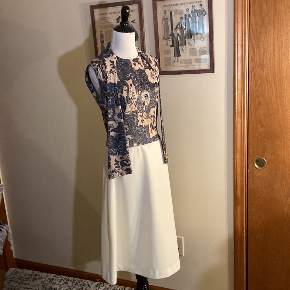 Strait Lane 2 piece Ivory ladies suit dress size vintage 16 - Picture 4 of 10